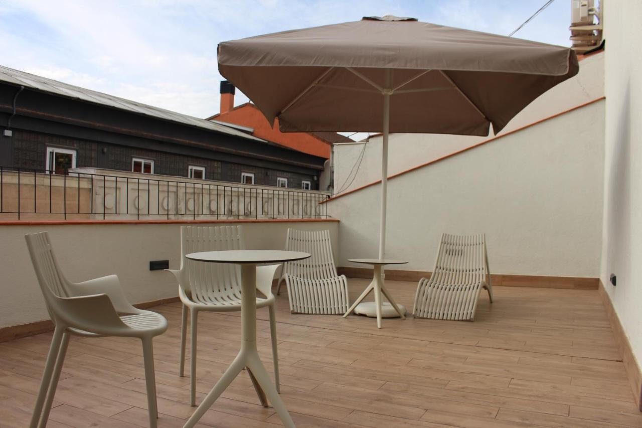 Apartamentos Centro Jardines Madrid Esterno foto