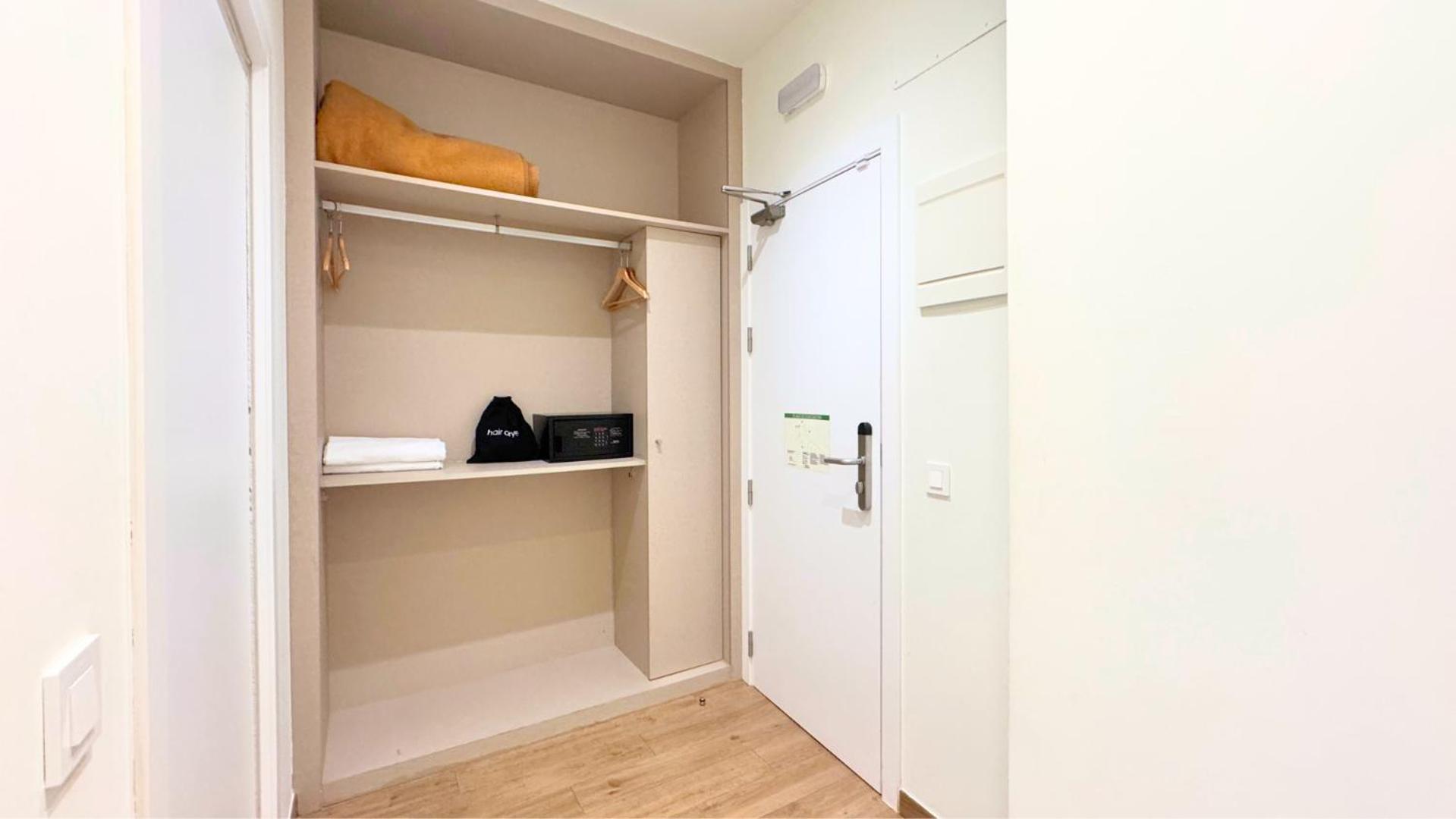 Apartamentos Centro Jardines Madrid Esterno foto